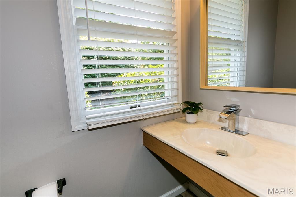 1923 York Ridge Court Chesterfield, MO 63017 - Photo 27 of 61 Gallery Image 27