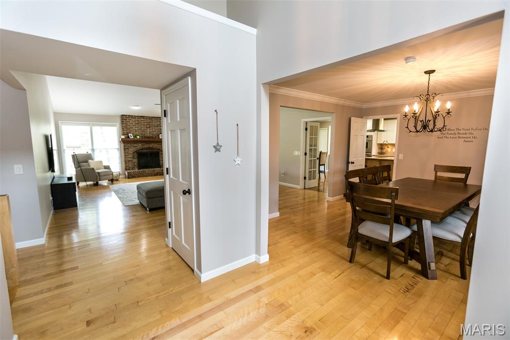 1923 York Ridge Court Chesterfield, MO 63017 - Photo 8 of 61 Gallery Image 8