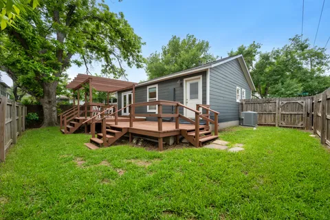 $490,000 | 5517 Avenue G, Unit A, Austin, TX 78751