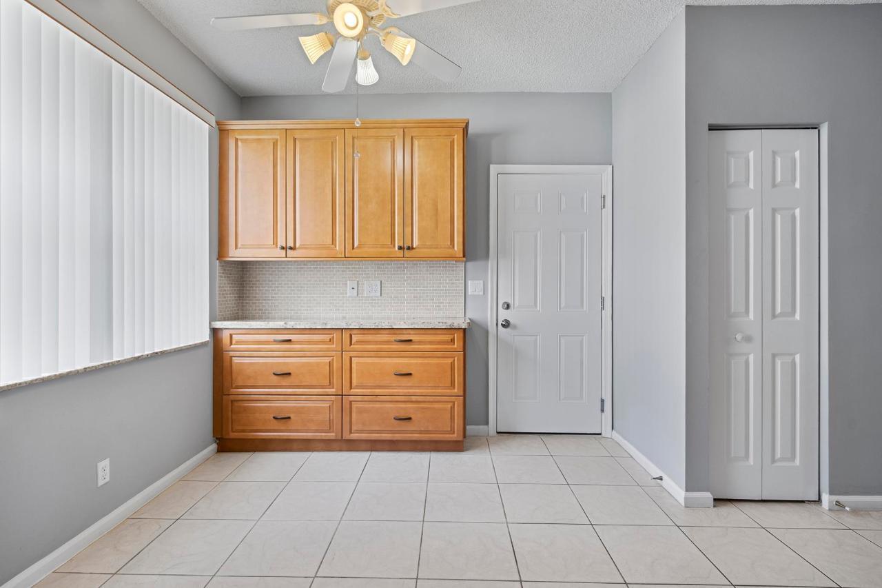 20971 Vía Azalea, Unit 1 Boca Raton, FL 33428 - Photo 5 of 25 image_5