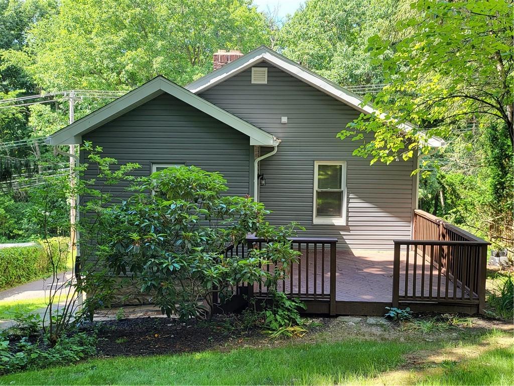 341 Beadling Road Pittsburgh, PA 15228 - Photo 5 of 23 Gallery Image 5