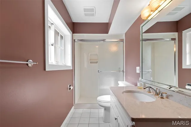 $699,000 | 13 Balcon Estates Court, Creve Coeur, MO 63141