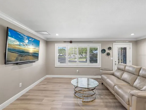 $549,000 | 1405 Embassy Drive, Clearwater, FL 33764