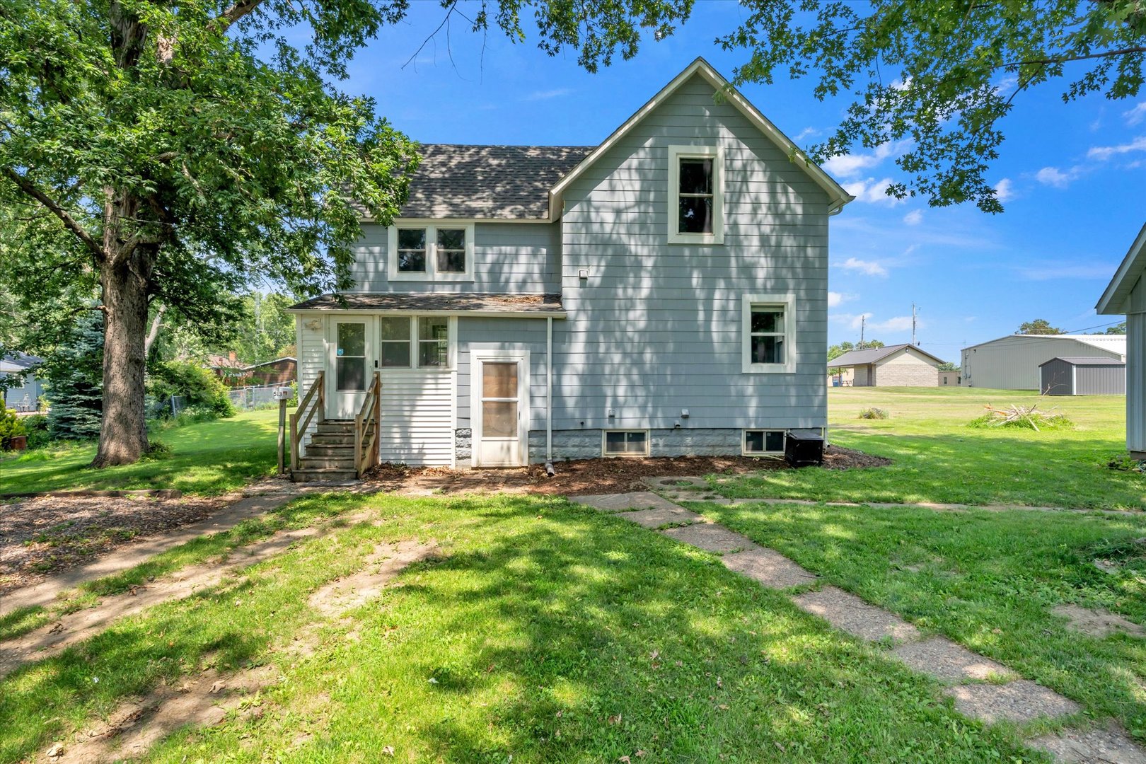 513 12th Street Silvis, IL 61282 - Photo 6 of 43 Gallery Image 6