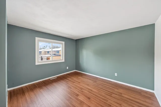 $282,500 | 4757 Spring Circle, Minnetonka, MN 55345