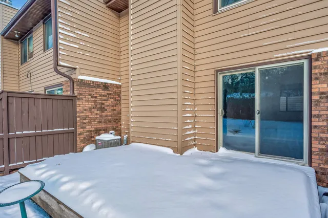 $282,500 | 4757 Spring Circle, Minnetonka, MN 55345