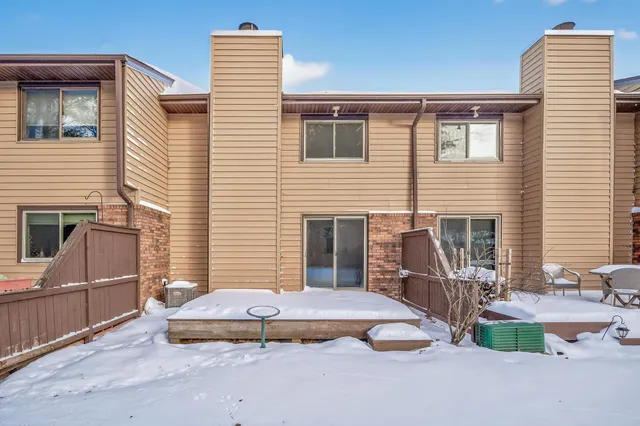 $282,500 | 4757 Spring Circle, Minnetonka, MN 55345