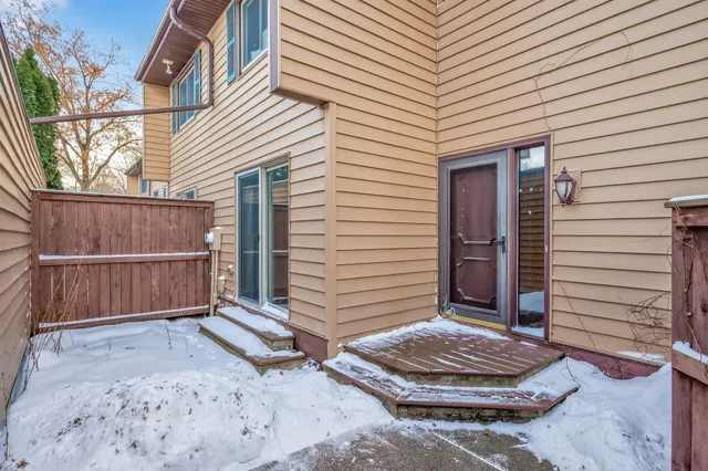 $282,500 | 4757 Spring Circle, Minnetonka, MN 55345