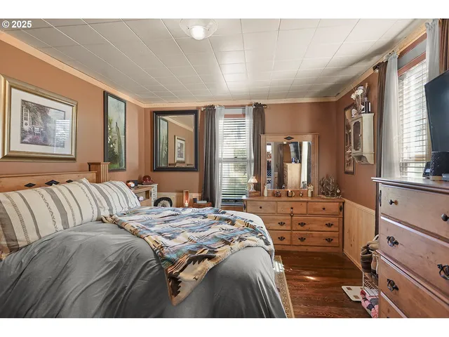 $395,000 | 552 Williams Street, Dufur, OR 97021