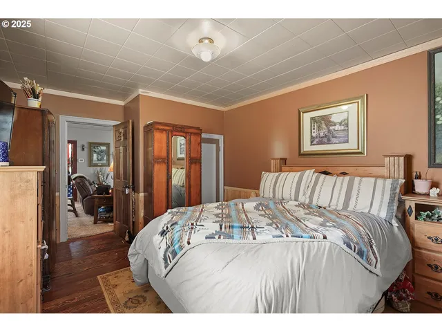 $395,000 | 552 Williams Street, Dufur, OR 97021