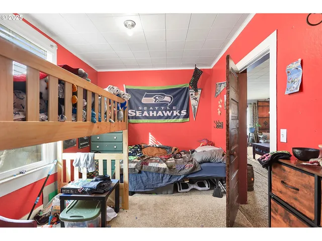 $395,000 | 552 Williams Street, Dufur, OR 97021