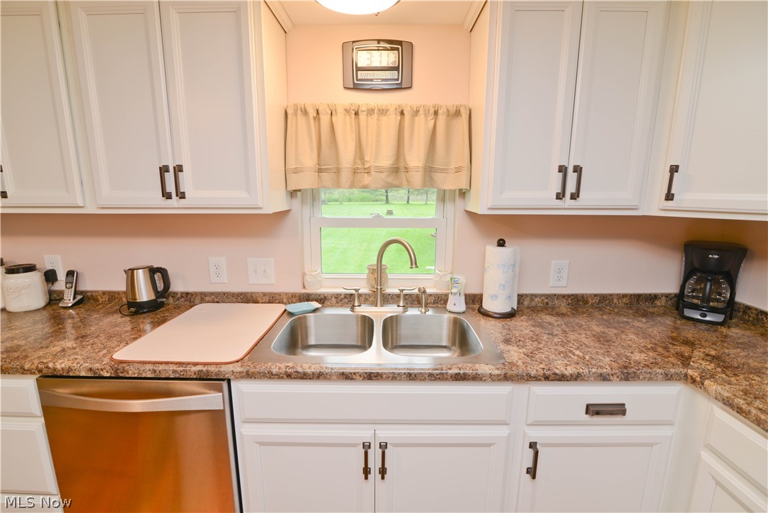 4905 Ridge Road Cortland, OH 44410 - Photo 14 of 34 Gallery Image 14