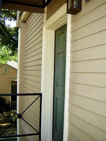 $1,650 | 3019 Chestnut Street, New Orleans, LA 70115
