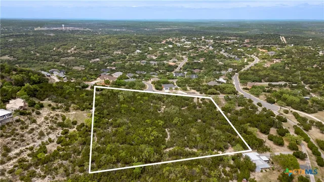 $369,900 | 1560 Eagle Point Drive, Fischer, TX 78623