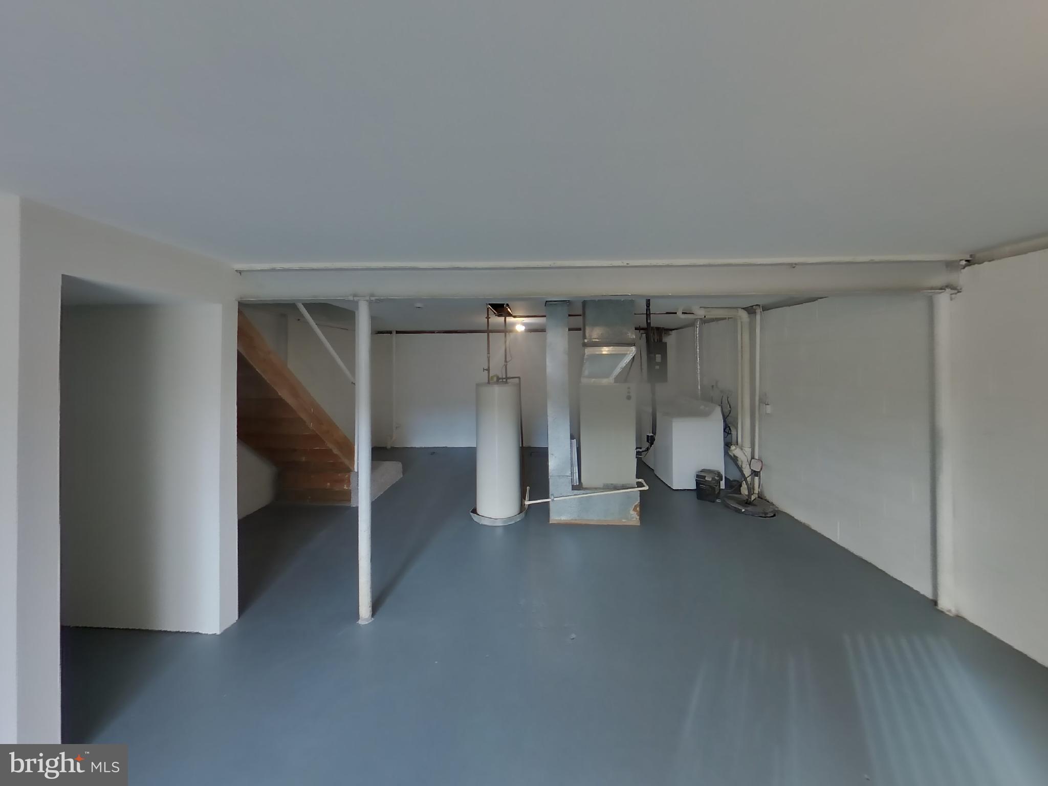 35 Greenleaf Road Baltimore, MD 21234 - Photo 13 of 14 a view of empty room with ceiling fan