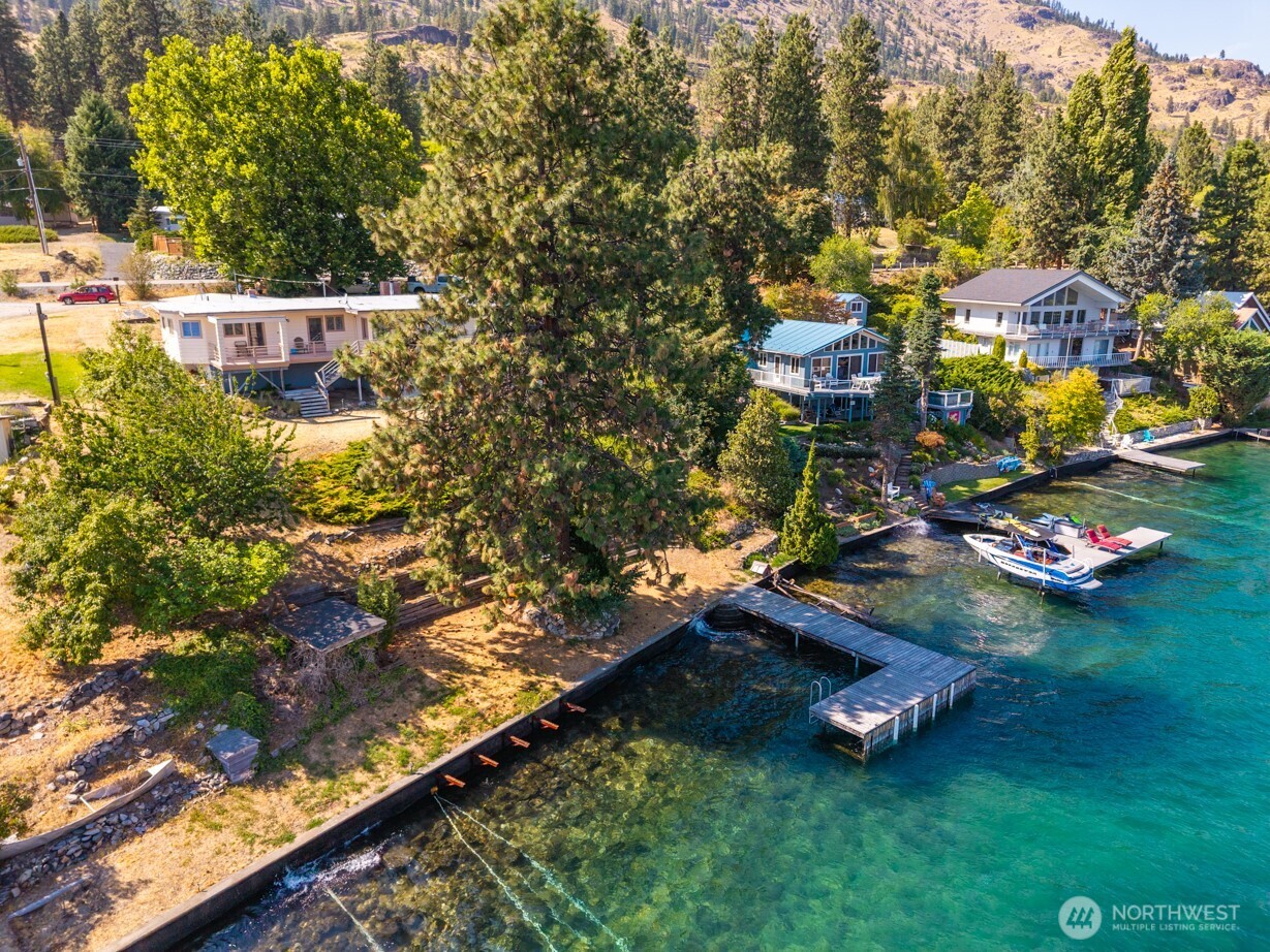 15082 South Lakeshore Road Chelan, WA 98816 - Photo 35 of 36