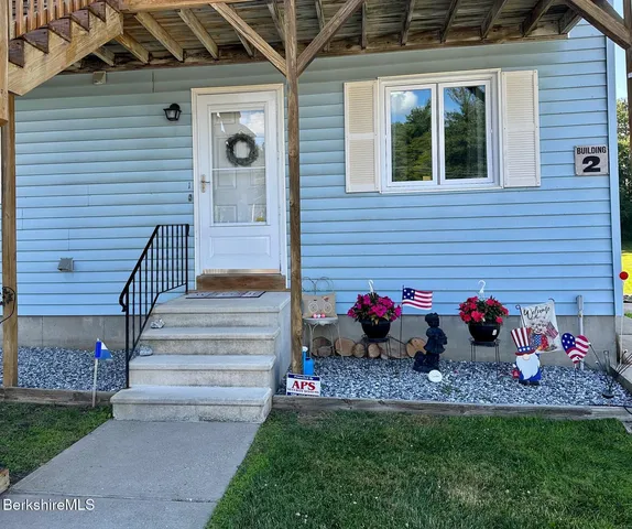 $154,900 | 580 South Main Street, Unit BLDG 2 1, Lanesborough, MA 01237