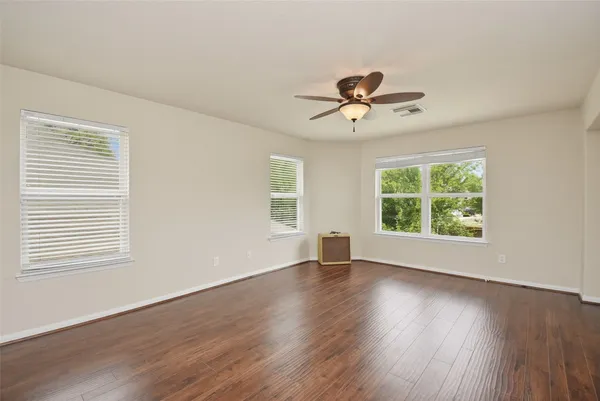 $473,874 | 5615 Edgewood Pl Drive, Spring, TX 77379