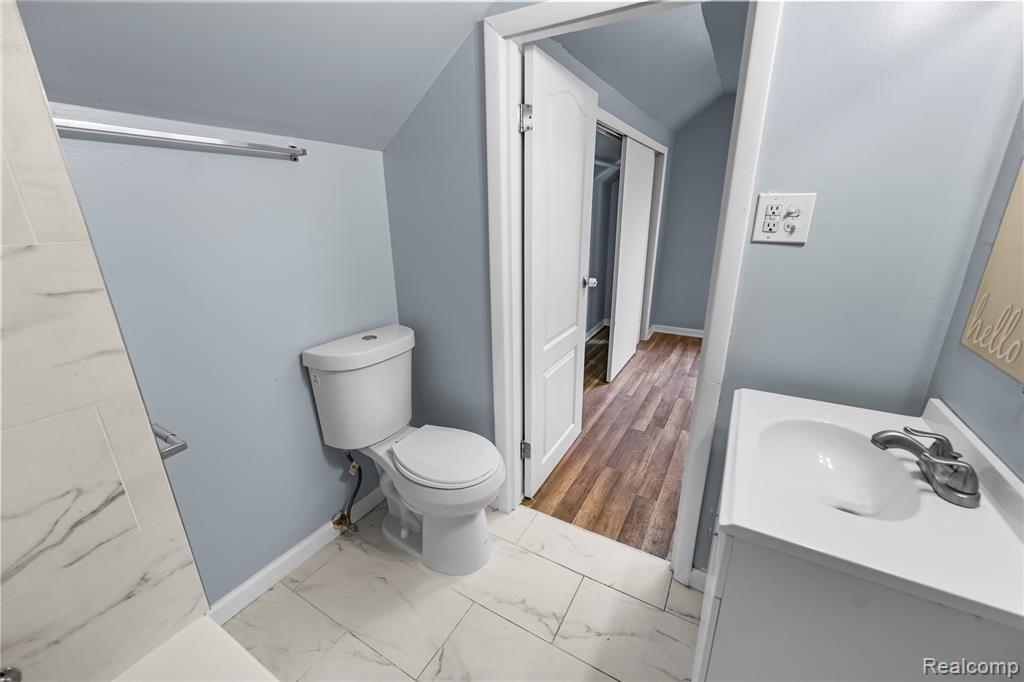 17511 Westmoreland Road Detroit, MI 48219 - Photo 18 of 21