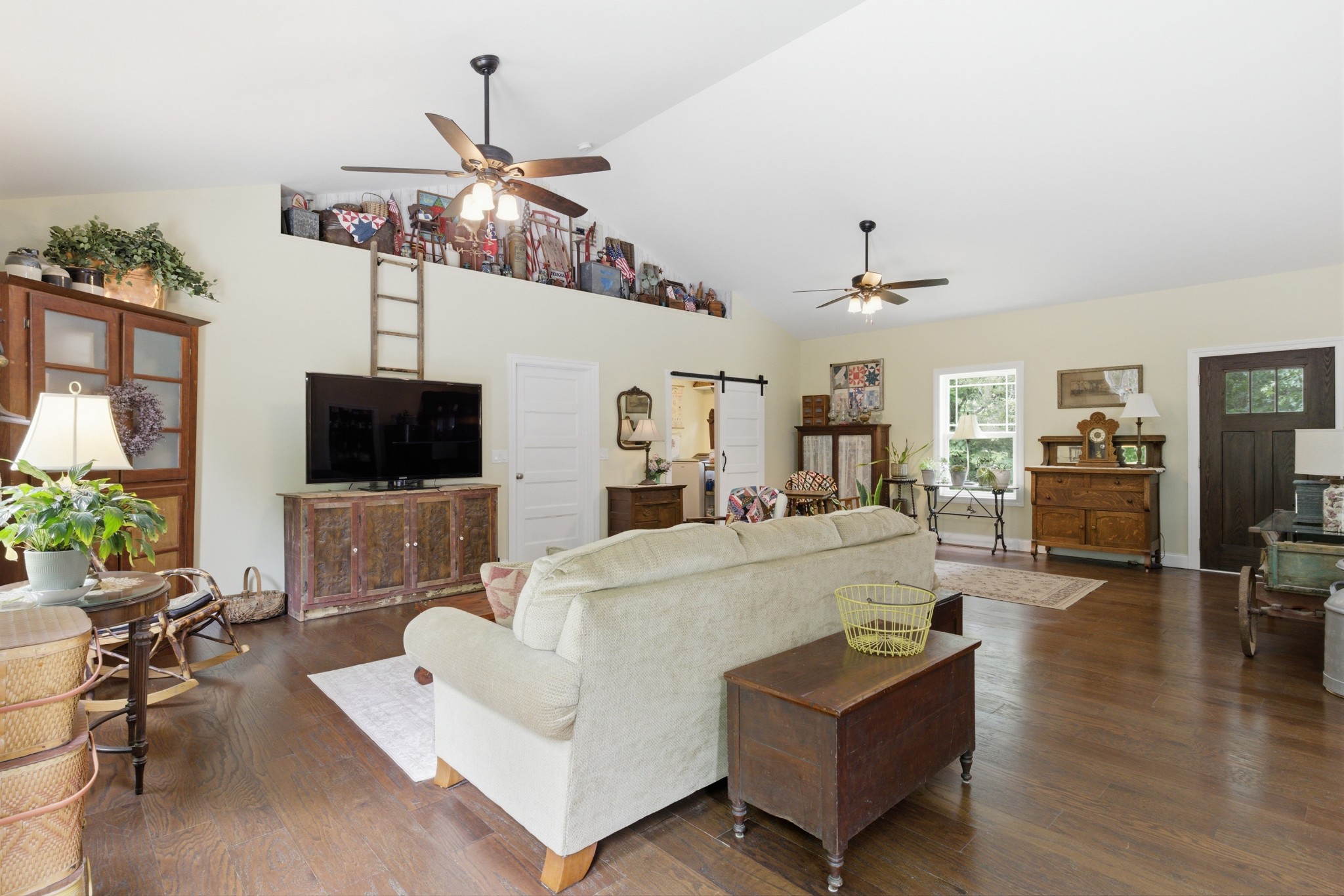 9588 Vaught Road Readyville, TN 37149 - Photo 6 of 31