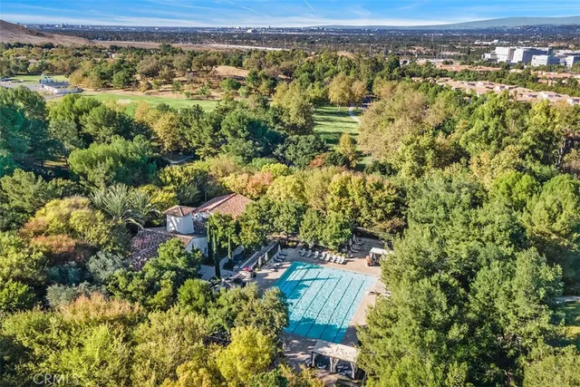 $1,550,000 | 345 Tall Oak, Irvine, CA 92603