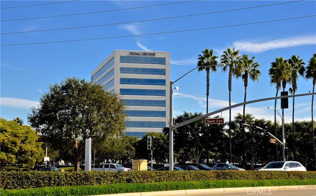 $1,550,000 | 345 Tall Oak, Irvine, CA 92603