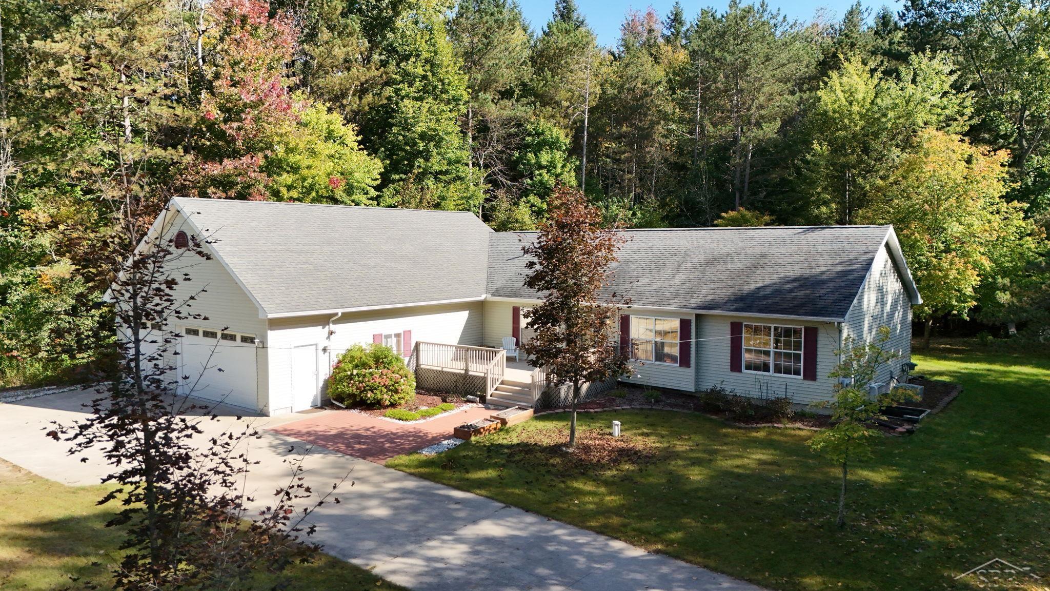5432 North Sturgeon Road Midland, MI 48642 - Photo 2 of 46 Gallery Image 2