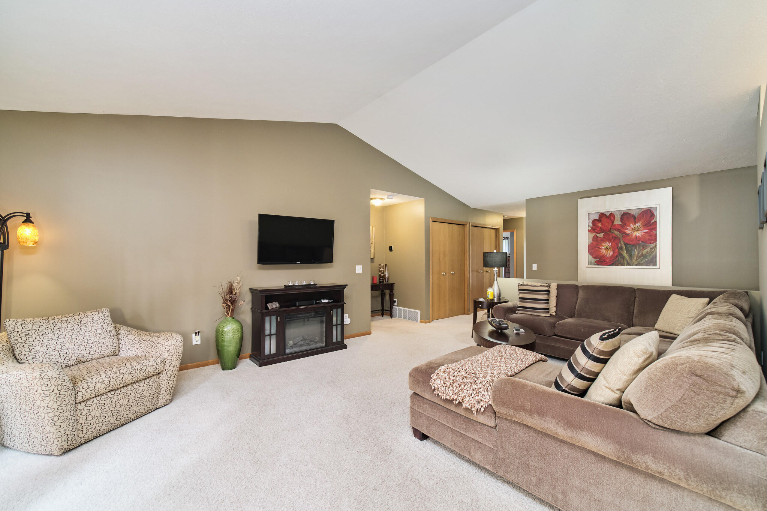 3359 Germaine Road Muskegon, MI 49441 - Photo 3 of 30 3359_Germaine_Rd-09