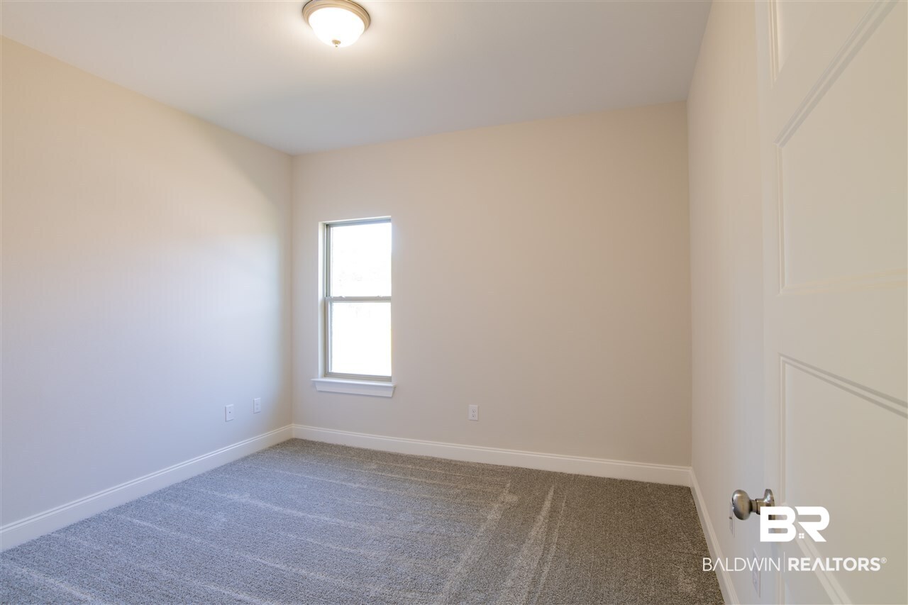 12065 Aurora Way Daphne, AL 36527 - Photo 14 of 37