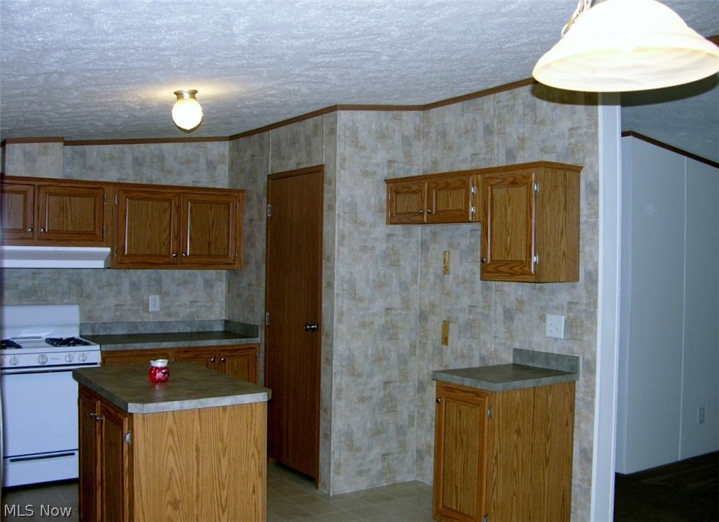 564 Shadow Hill Road St. Marys, WV 26170 - Photo 6 of 16 Kitchen