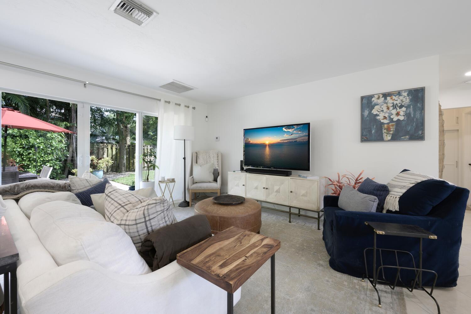 429 Inlet Road North Palm Beach, FL 33408 - Photo 9 of 29 429 Inlet Rd North Palm Beach-large-015-