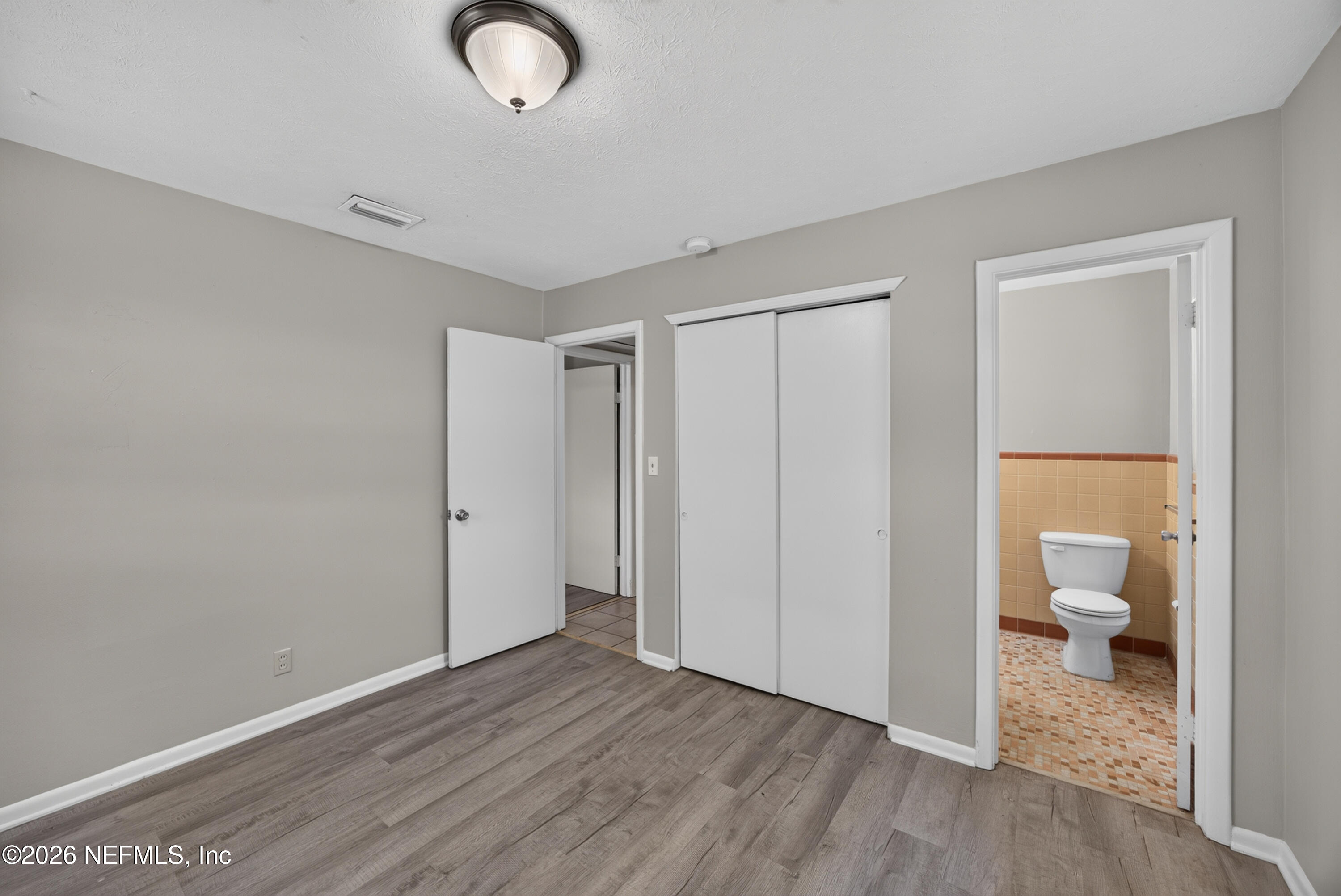 5527 Beney Road Jacksonville, FL 32207 - Photo 13 of 27 13-Primary Bedroom 3