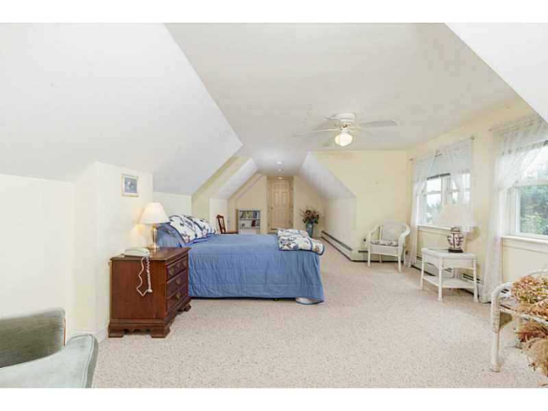34 Starfish Drive Narragansett, RI 02882 - Photo 11 of 25 Bedroom.