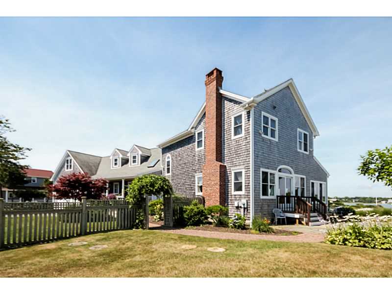 34 Starfish Drive Narragansett, RI 02882 - Photo 2 of 25 Exterior Front.