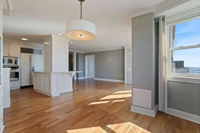 $945,000 | 45 Eastern Promenade, Unit 11H, Portland, ME 04101