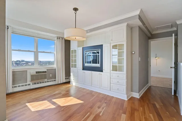 $945,000 | 45 Eastern Promenade, Unit 11H, Portland, ME 04101