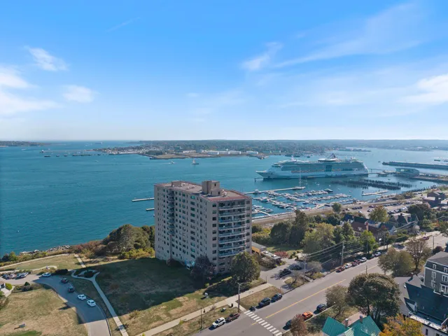 $995,000 | 45 Eastern Promenade, Unit 11H, Portland, ME 04101