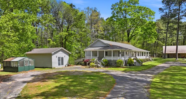 $950,000 | 2639 Highway 211, Clarkton, NC 28433