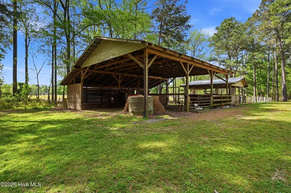 $999,999 | 2639 Highway 211, Clarkton, NC 28433