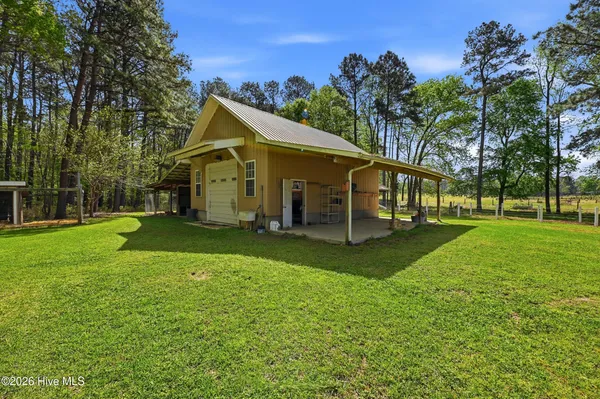 $999,999 | 2639 Highway 211, Clarkton, NC 28433