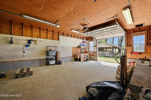 $999,999 | 2639 Highway 211, Clarkton, NC 28433