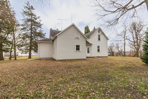 $329,900 | 16827 Walden Avenue, Hutchinson, MN 55350