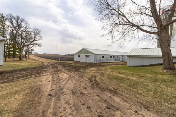 $329,900 | 16827 Walden Avenue, Hutchinson, MN 55350