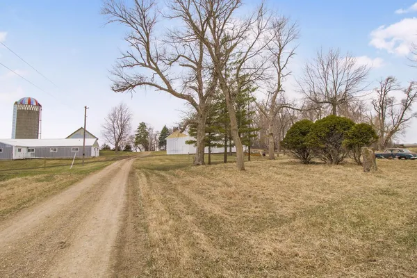 $329,900 | 16827 Walden Avenue, Hutchinson, MN 55350