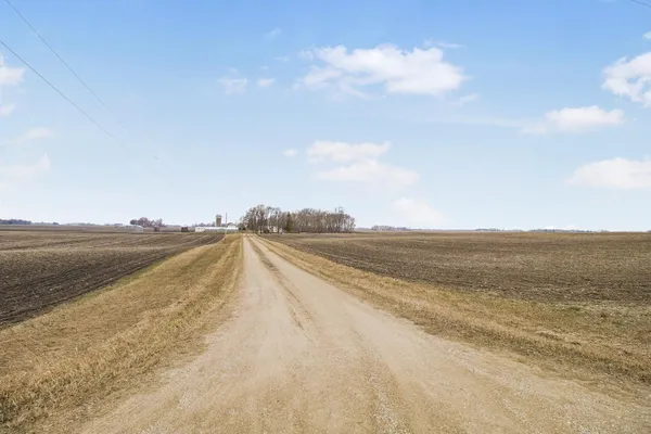 $329,900 | 16827 Walden Avenue, Hutchinson, MN 55350