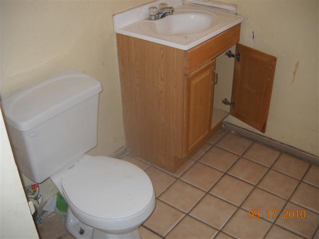331 West Riverside Street Phoenix, AZ 85041 - Photo 7 of 13 bathroom