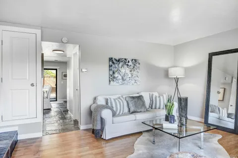 $549,000 | 2016 Clearview Circle, Benicia, CA 94510