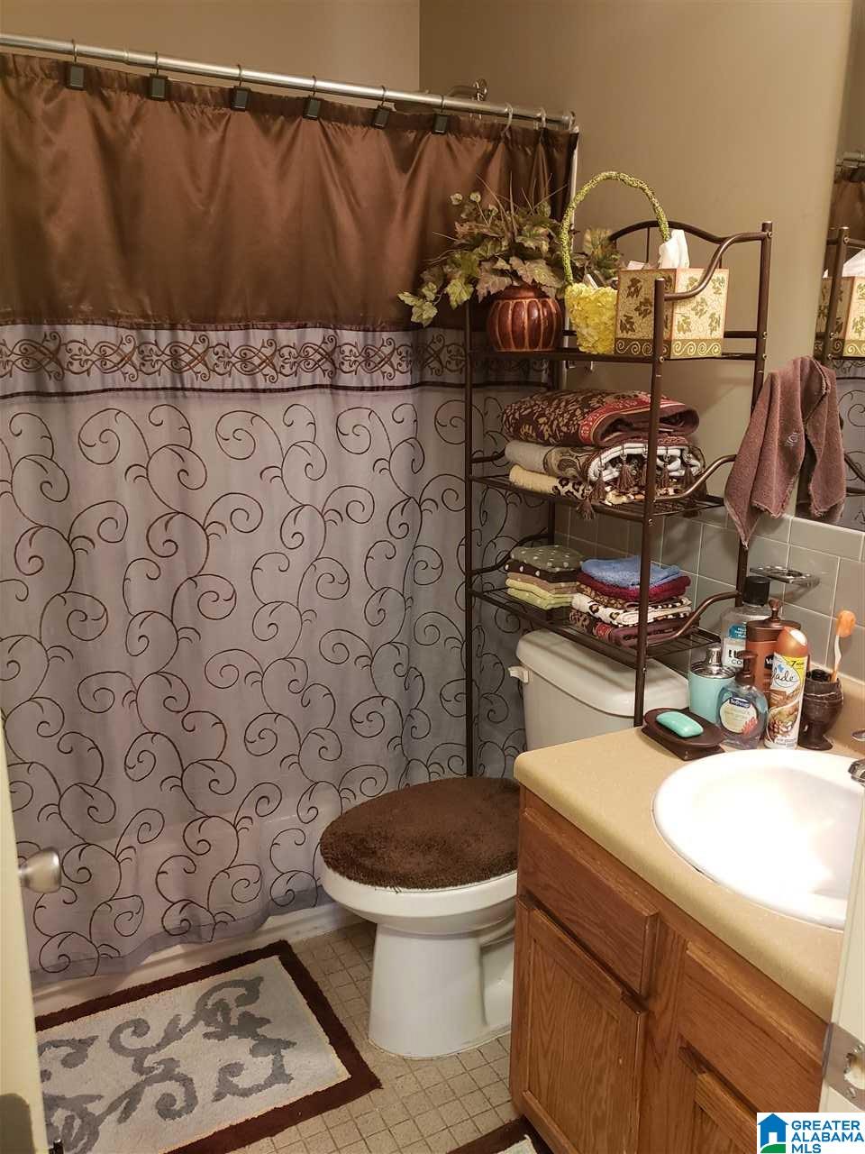 1908 14th Way Southwest Birmingham, AL 35211 - Photo 15 of 19