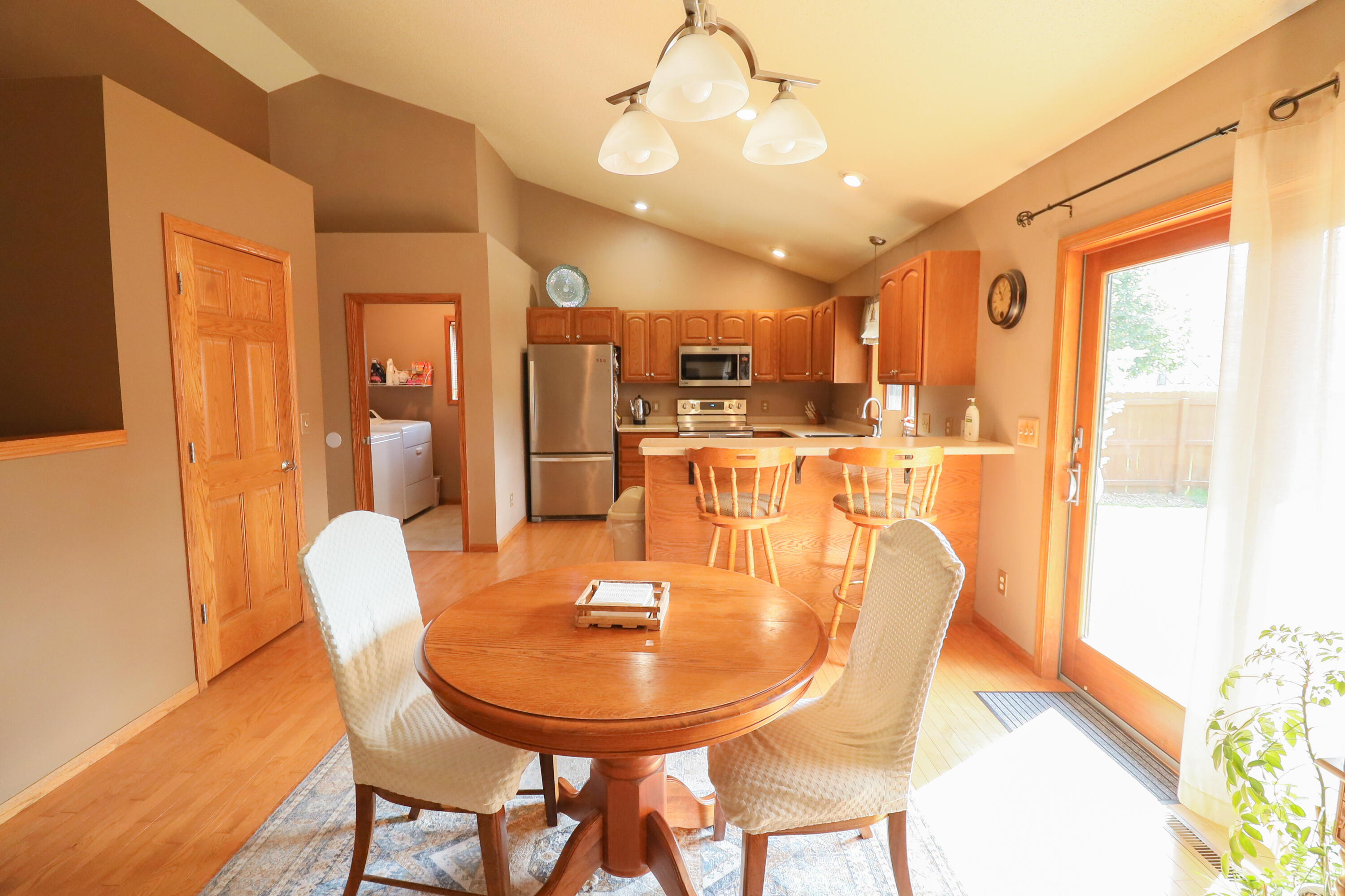 2422 Krause Road Onalaska, WI 54650 - Photo 9 of 34 477A2983