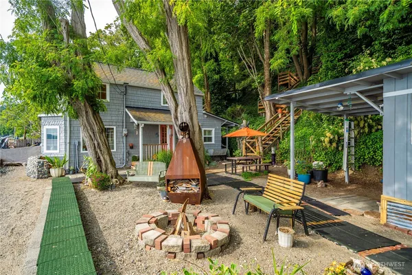 a view of outdoor space yard deck patio and outdoor seating
